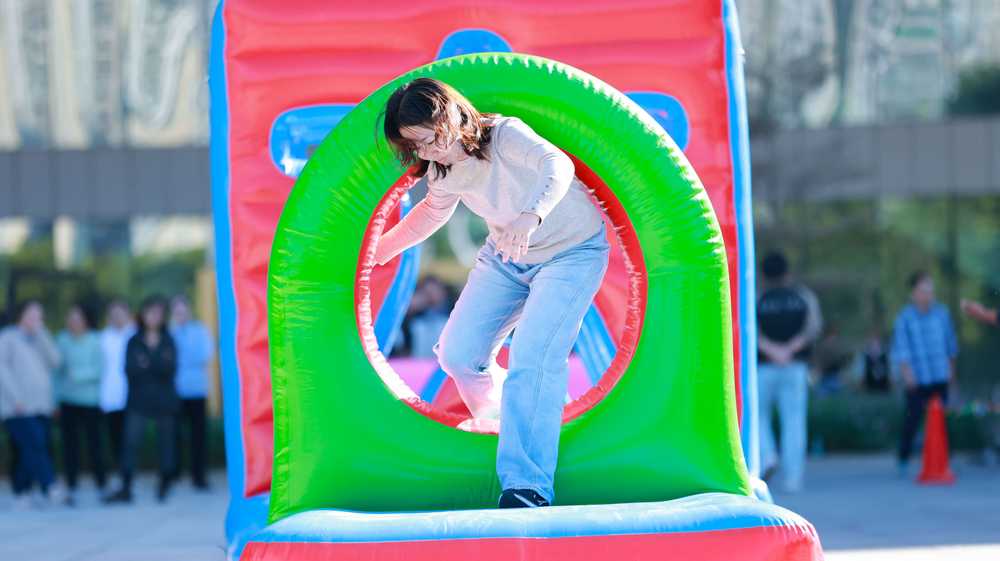 广州主题团建方案：让你的团队在趣味中绽放活力！