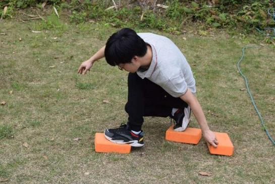 增强团队凝聚力的江门员工团建方案：挑战与乐趣并存